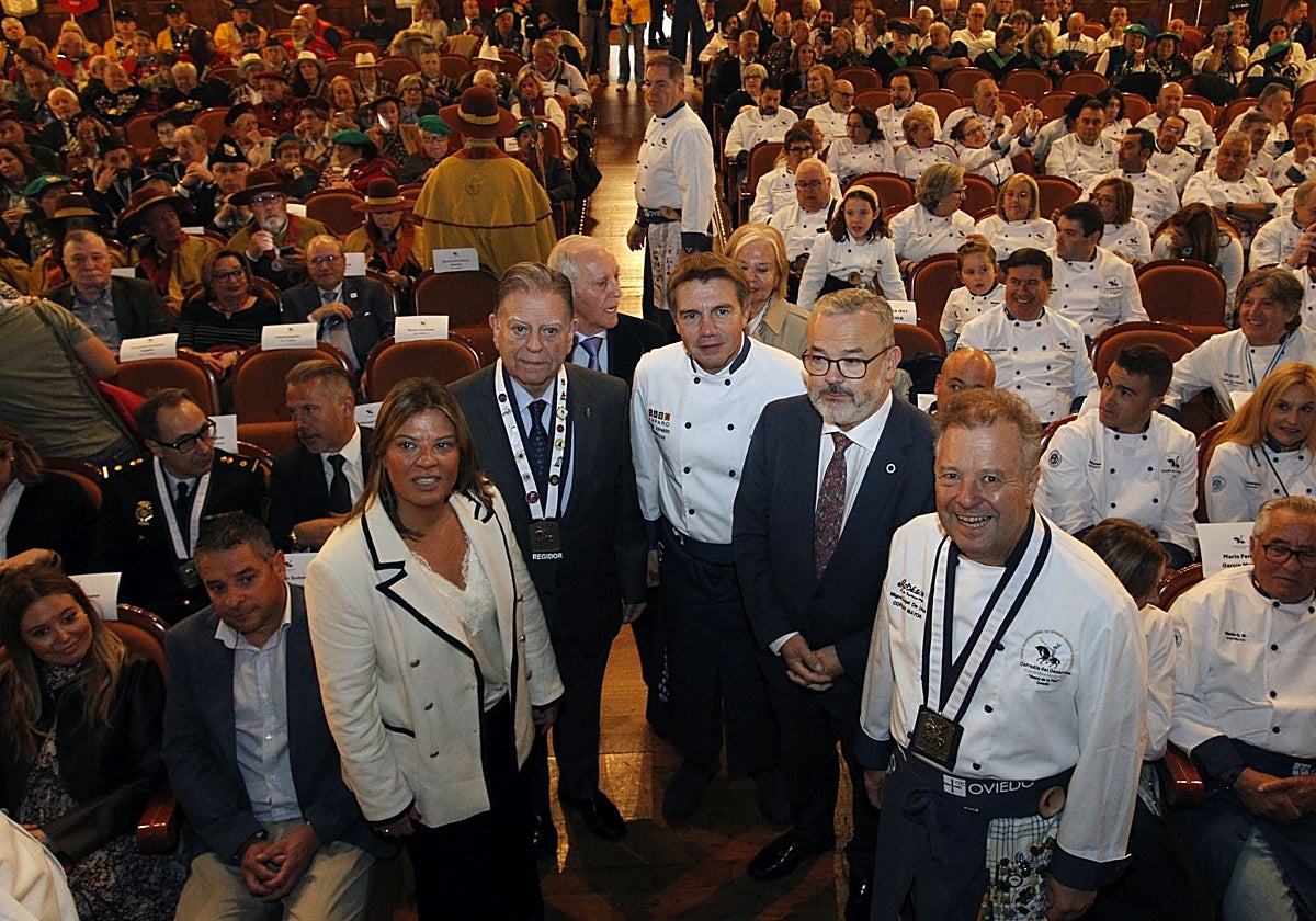 Gimena Llamedo, Alfredo Canteli, José Luis Álvarez Almeida y Miguel Ángel de Dios, en el Teatro Filarmónica.
