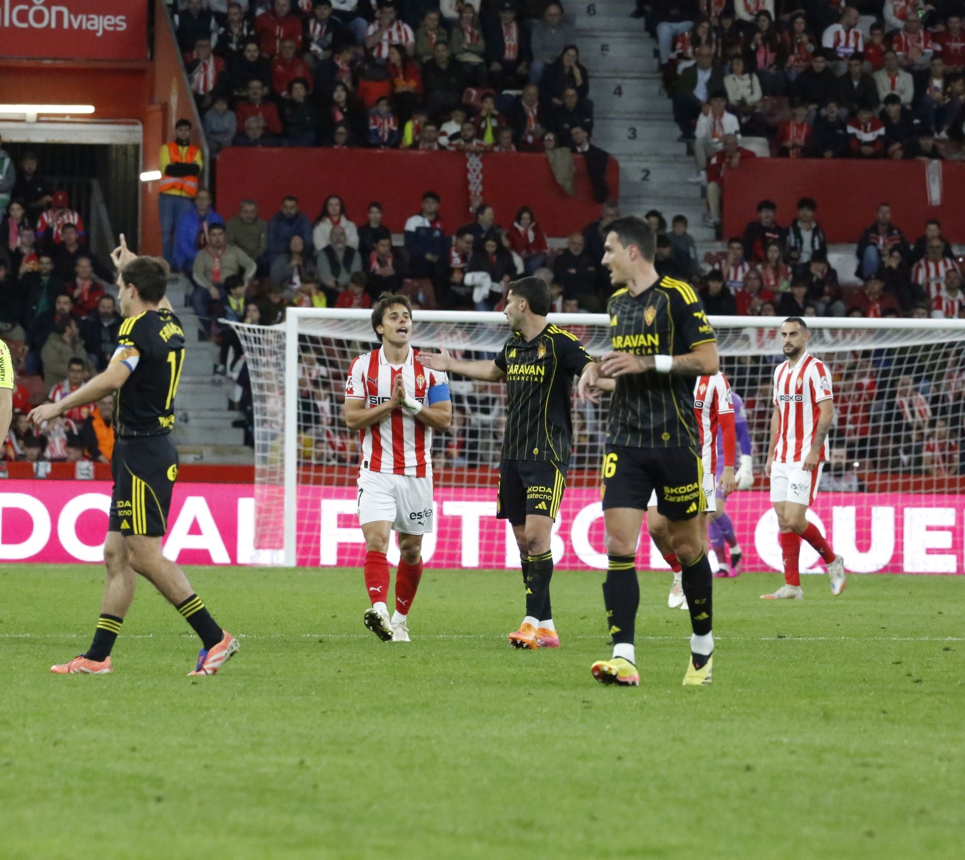 Las mejores jugadas del Sporting - Zaragoza en imágenes