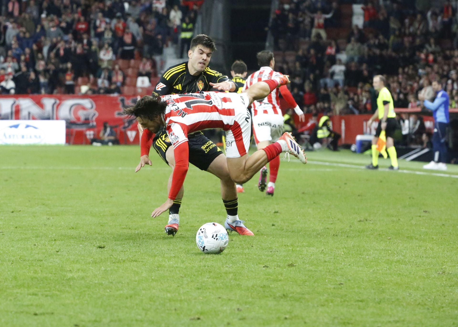 Las mejores jugadas del Sporting - Zaragoza en imágenes