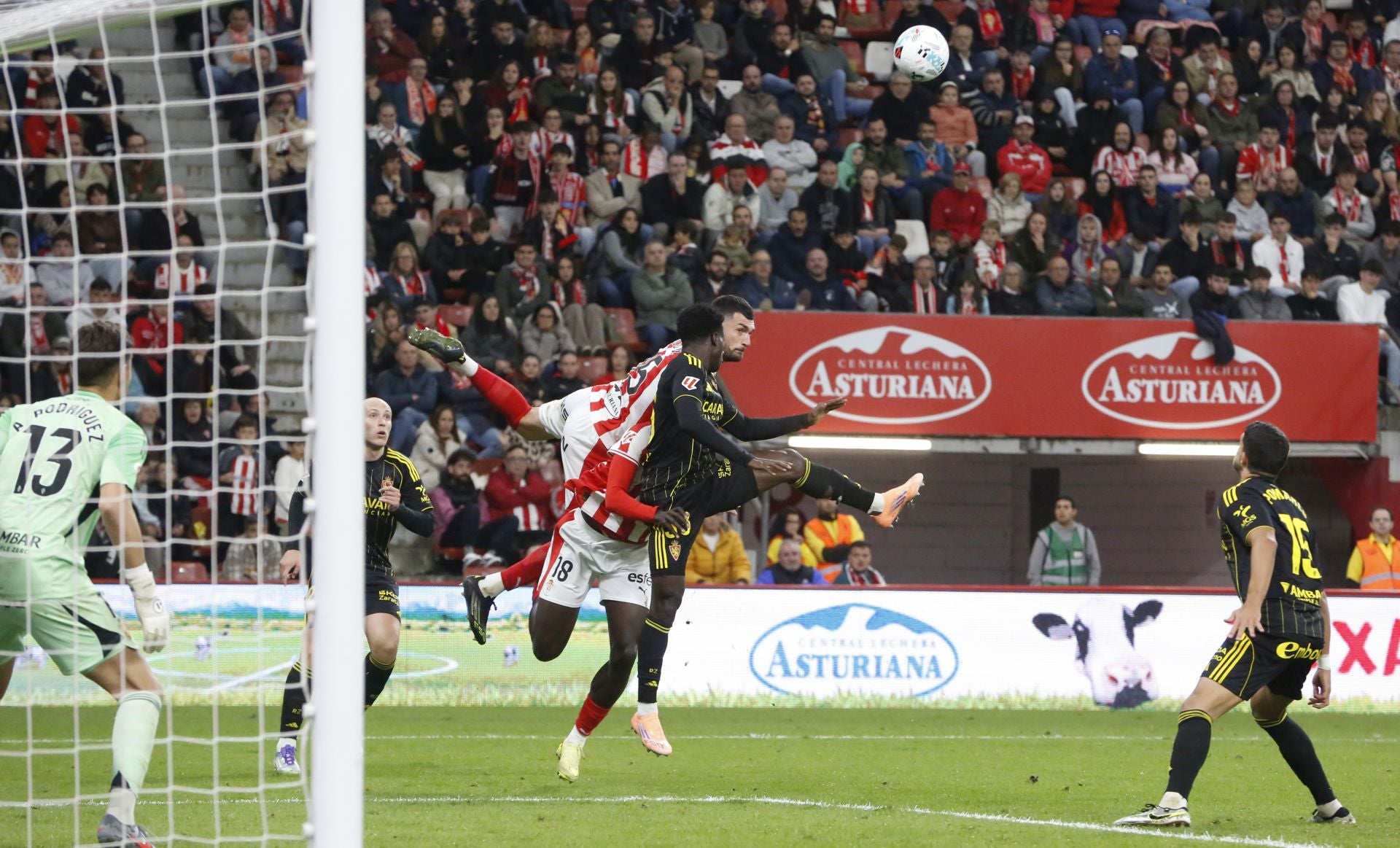 Las mejores jugadas del Sporting - Zaragoza en imágenes