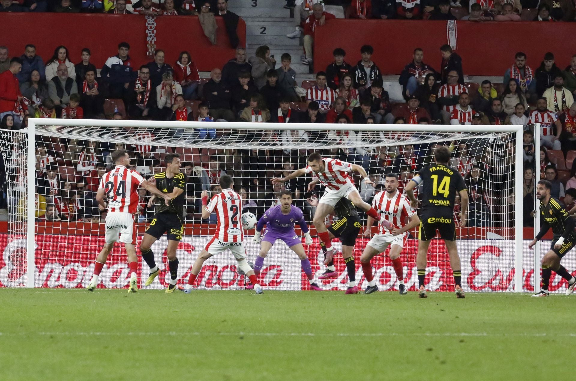 Las mejores jugadas del Sporting - Zaragoza en imágenes