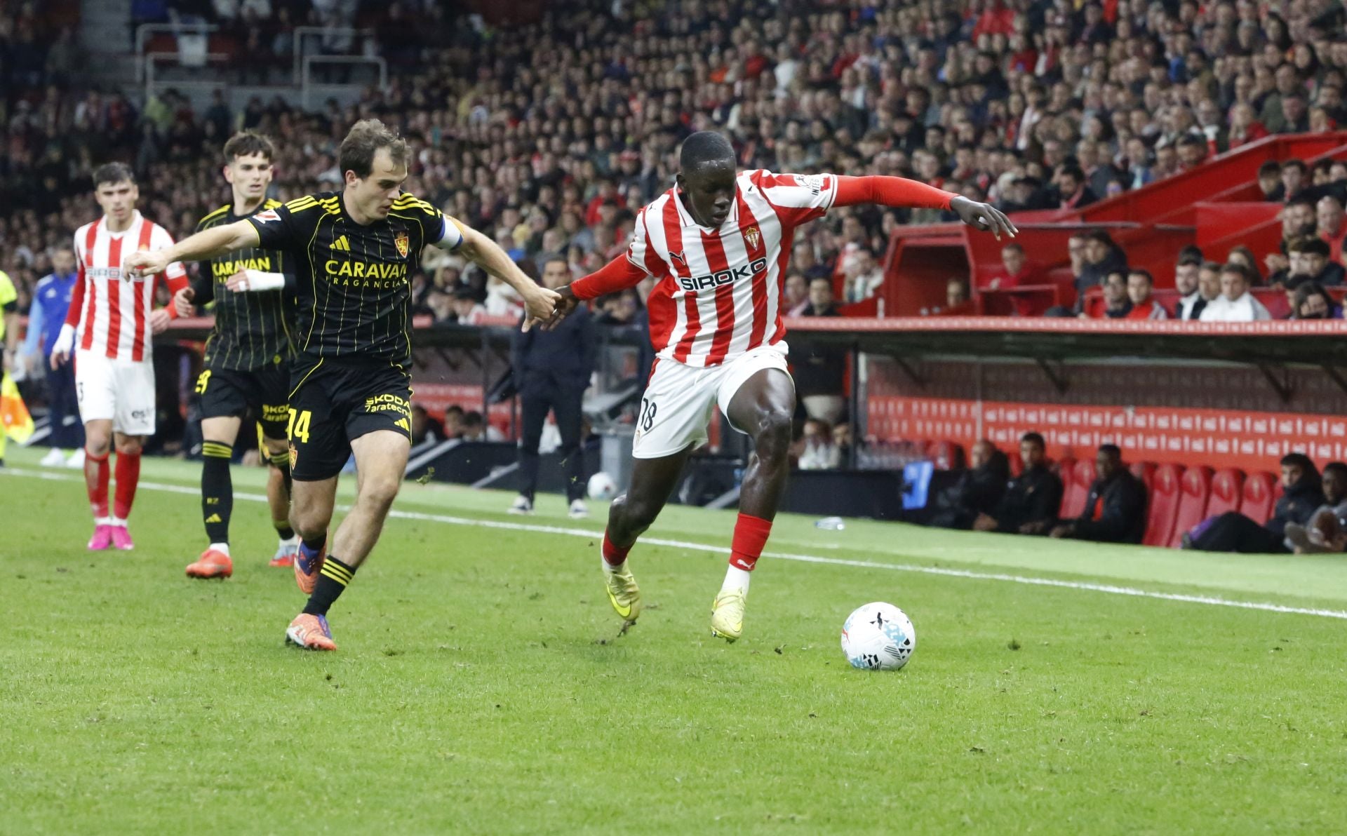 Las mejores jugadas del Sporting - Zaragoza en imágenes