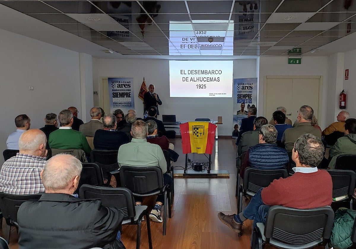 Un instante de la conferencia en el hotel Nap.