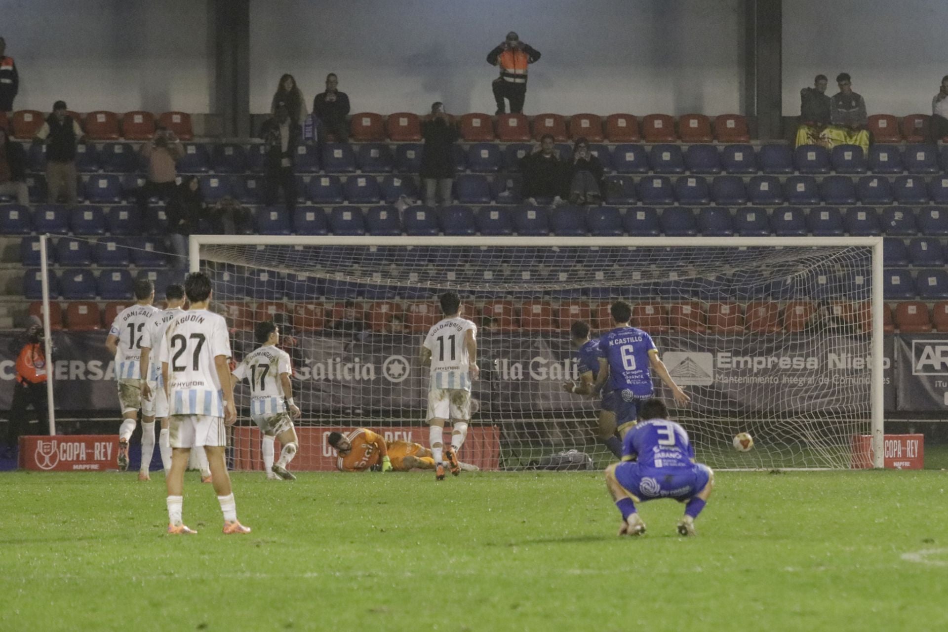 Las mejores imágenes del duelo copero Ourense - Real Oviedo