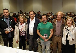 José Manuel Zapico, Esther Menéndez, José García, Toño Huerta, Juventino Montes y Conchita Paredes.
