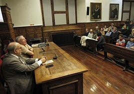Un instante de la presentación del festival Pan y Roses en el Edificio Histórico.