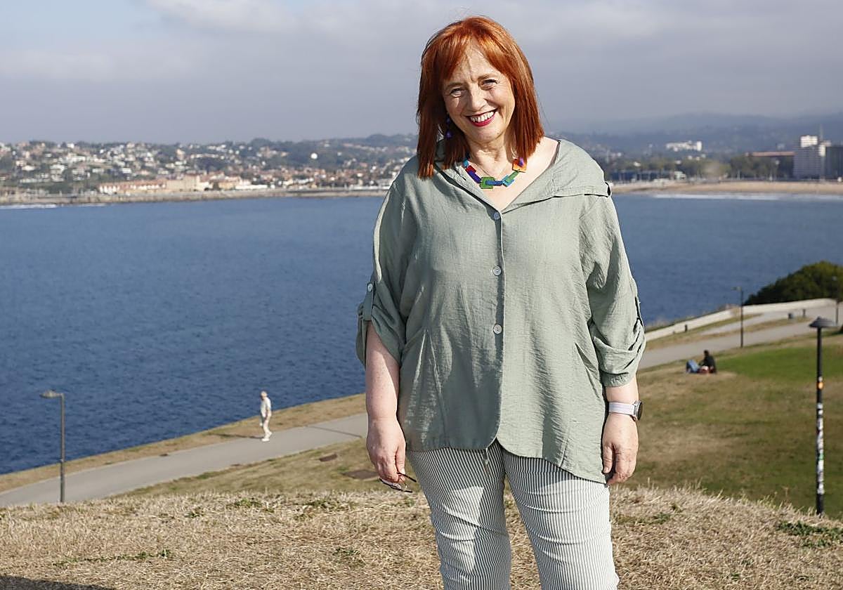 La escritora Laura Castañón.