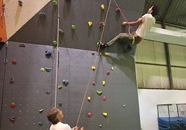 Rocódromo municipal de Villaviciosa.