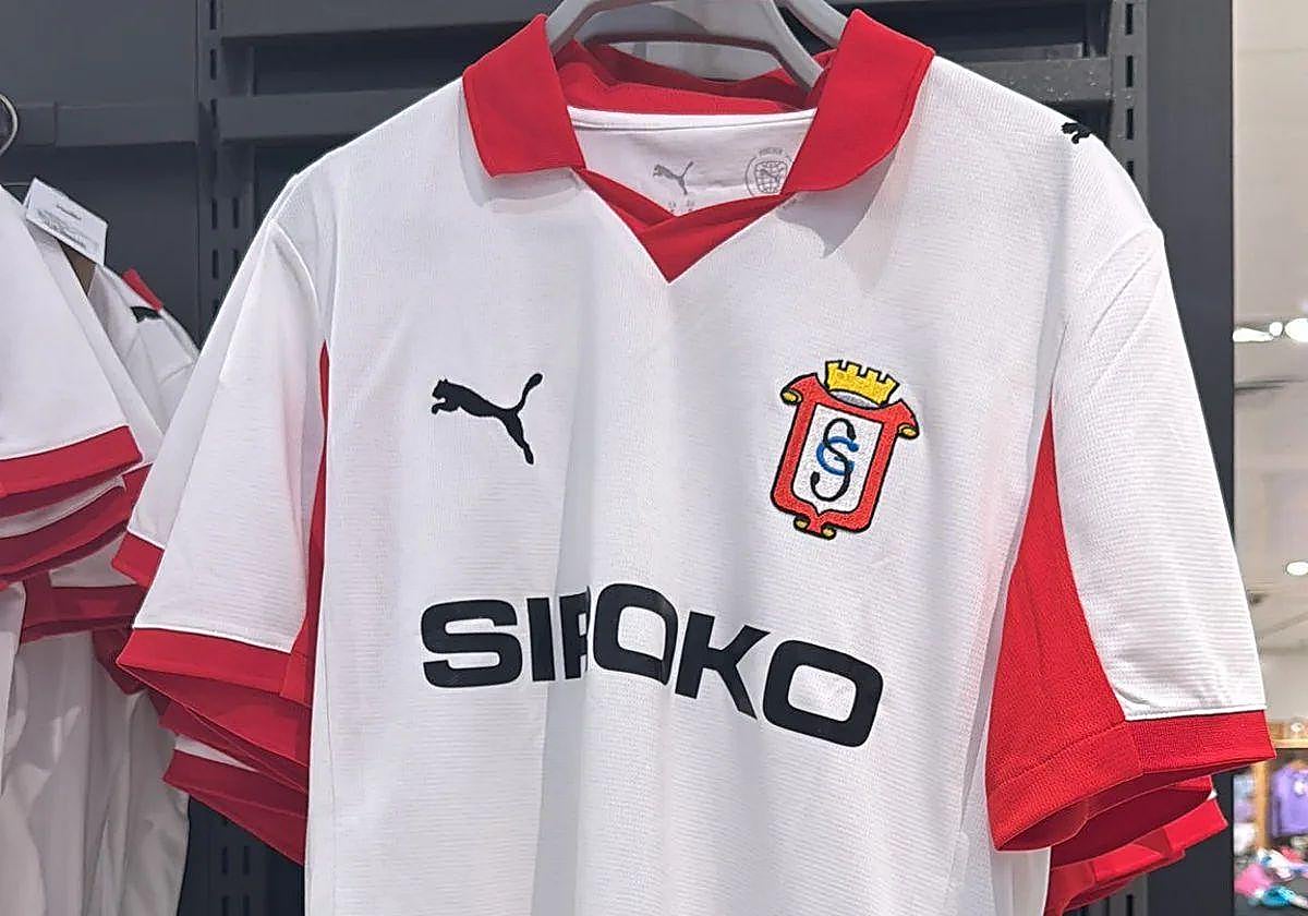 El Sporting no podrá utilizar su tercera equipación ante el Mirandés