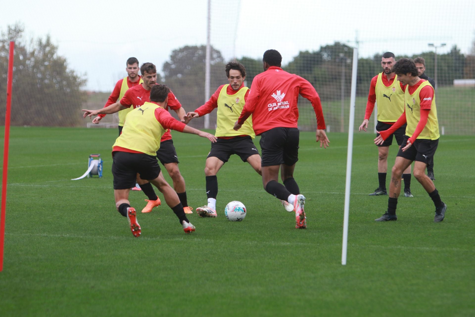 Así ha sido el último entrenamiento del Sporting antes del partido contra Las Palmas