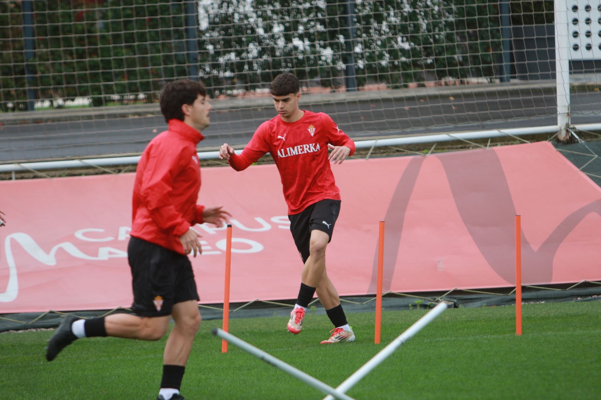 Así ha sido el último entrenamiento del Sporting antes del partido contra Las Palmas