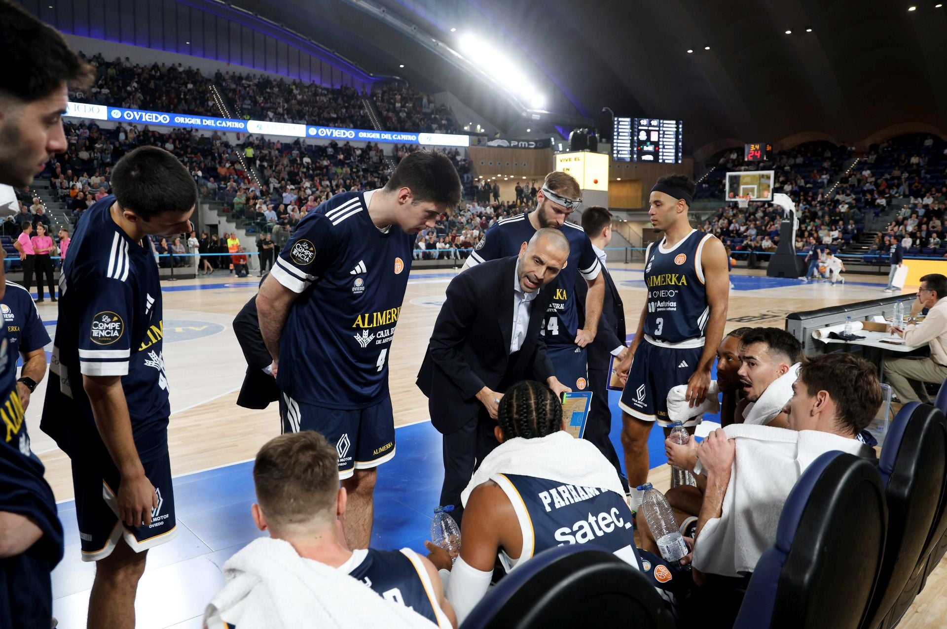 Las mejores imágenes del Alimerka Oviedo - Obradoiro