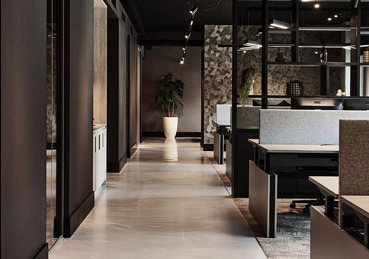 Imagen principal - La antigua sede de Telefónica de Gijón albergará 18 lofts de lujo para alquilar a ejecutivos