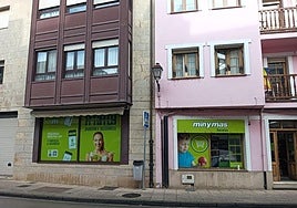 Fachada de la nueva tienda minymas en Pola de Allande.