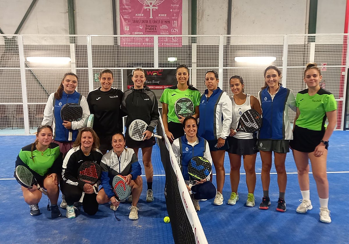 Equipos femeninos finalistas de la Copa de Asturias de Pádel.