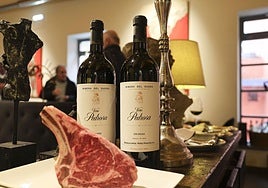Cita gastronómica en Asturias con las mejores carnes y el vino Viña Pedrosa.
