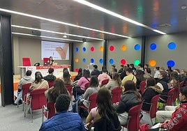 ¿Qué buscan las empresas asturianas en los jóvenes profesionales? No te pierdas la XI Feria Talento Joven