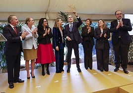 Pablo Junceda, María José Pérez Simón, Vanessa Gutiérrez, Montserrat Martínez, Juan Antonio Pérez Simón, Carmen Moriyón, María Calvo y Ángel Rodríguez.