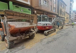 Obras en el centro urbano de Mieres