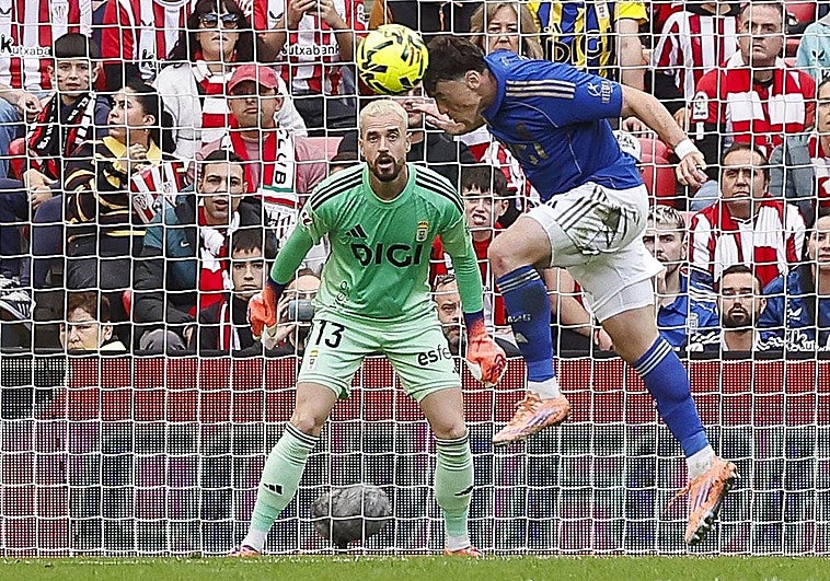 Aarón no le basta al Real Oviedo para evitar ser colistas