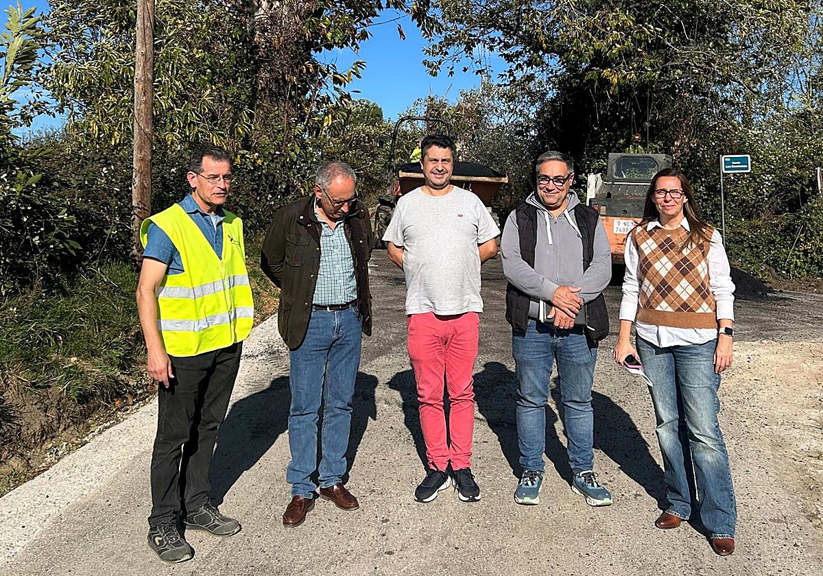 Visita a las obras en Argüelles, en Siero.