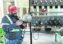 Un trabajador de Mina Miura, en la etapa en la que la explotación aún estaba bajo control de 'Chus Mirantes'.