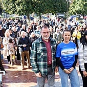Carlos Javier Alonso Negreira, María Ángeles Rodríguez y Gema Rodríguez en la concentración.