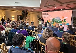 Gimena Llamedo inaugura el primer Congreso Internacional de Turismo Rural.