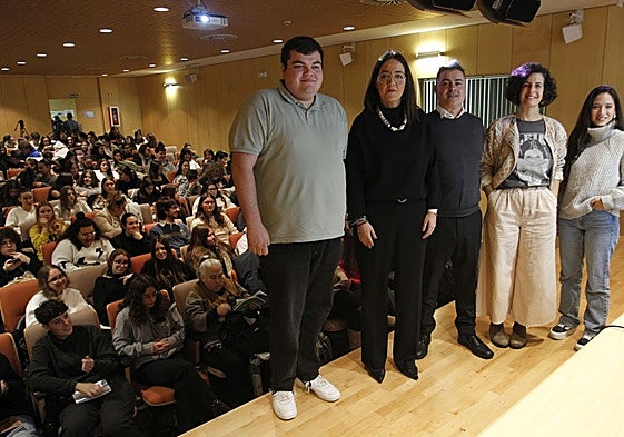 Alejandro López, Covadonga Díaz, Francisco de Asís, María Fernández y María Isabel González.