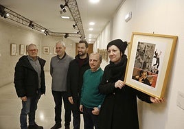 Ángel de la Calle, Luis Pascual, Alberto Vázquez y Carol Medina, en la inauguración de la exposición 'La memoria democrática de Asturias en el cómic'.