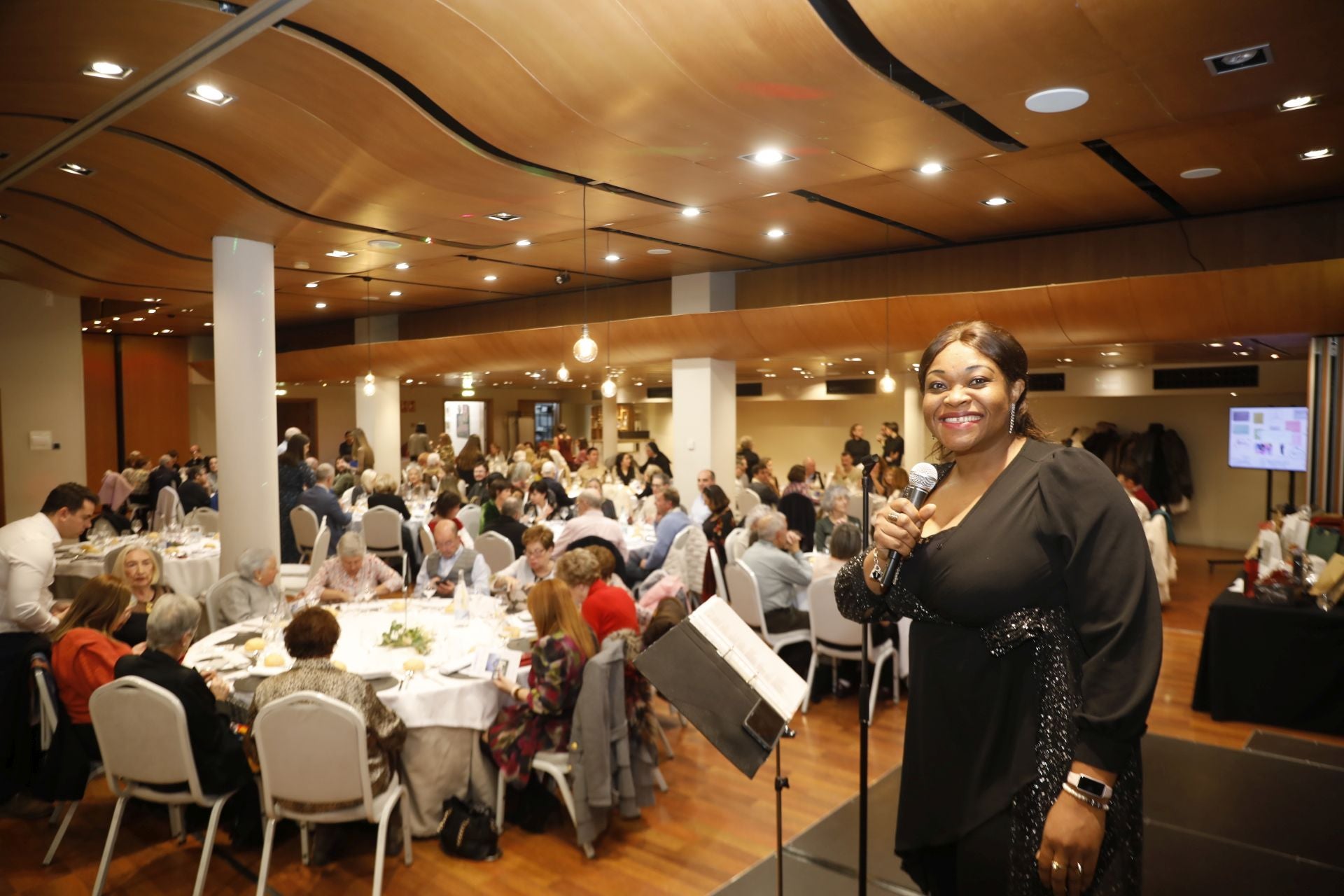 Exitosa gala benéfica por la Casa de Acogida de La Guía