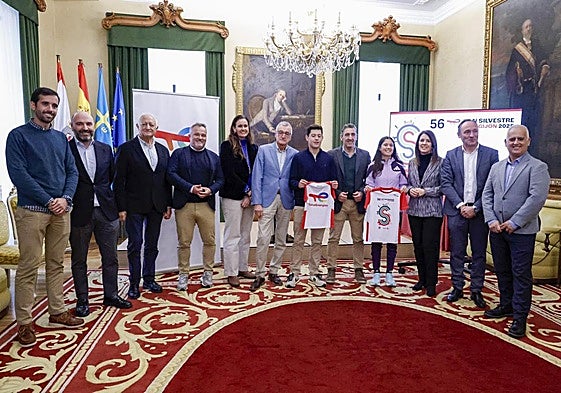 Presentación de la San Silvestre de Gijón, celebrada ayer en el Ayuntamiento de Gijón.