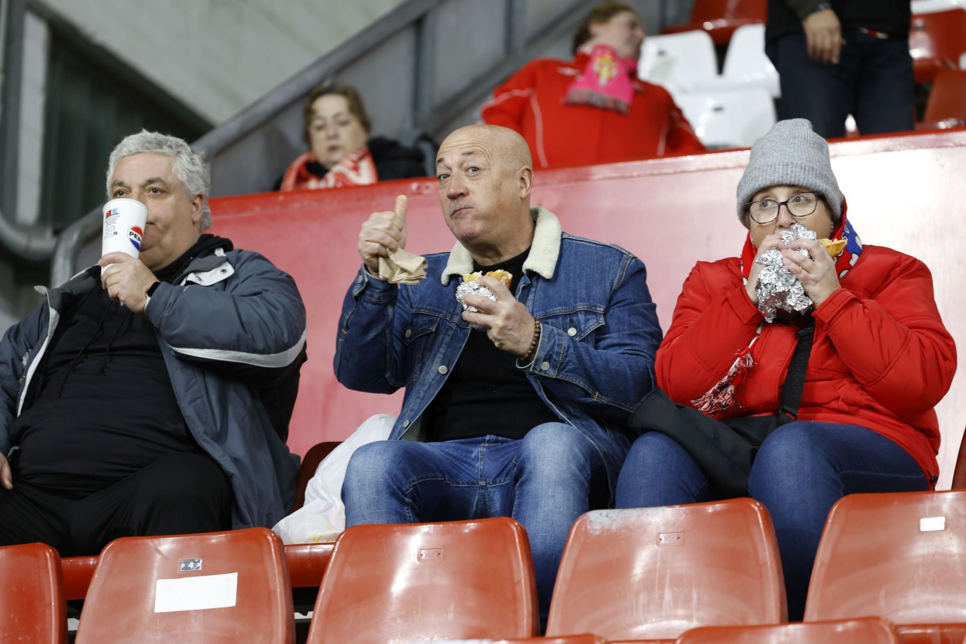 ¿Estuviste en el Sporting - Andorra? ¡Búscate!