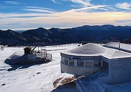 Cafetería del Cuitu Negru, en la parte alta de Pajares.