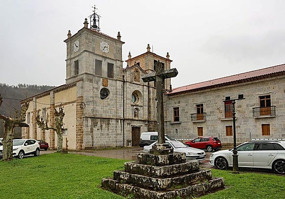Iglesia y monasterio de San Salvador de Cornellana.