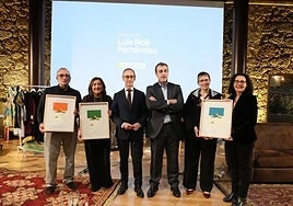 Javier Canela, Rosaura Leis, Antonio Blanco, Alejandro Fernández, Mónica Redolad, Gemma Regales.