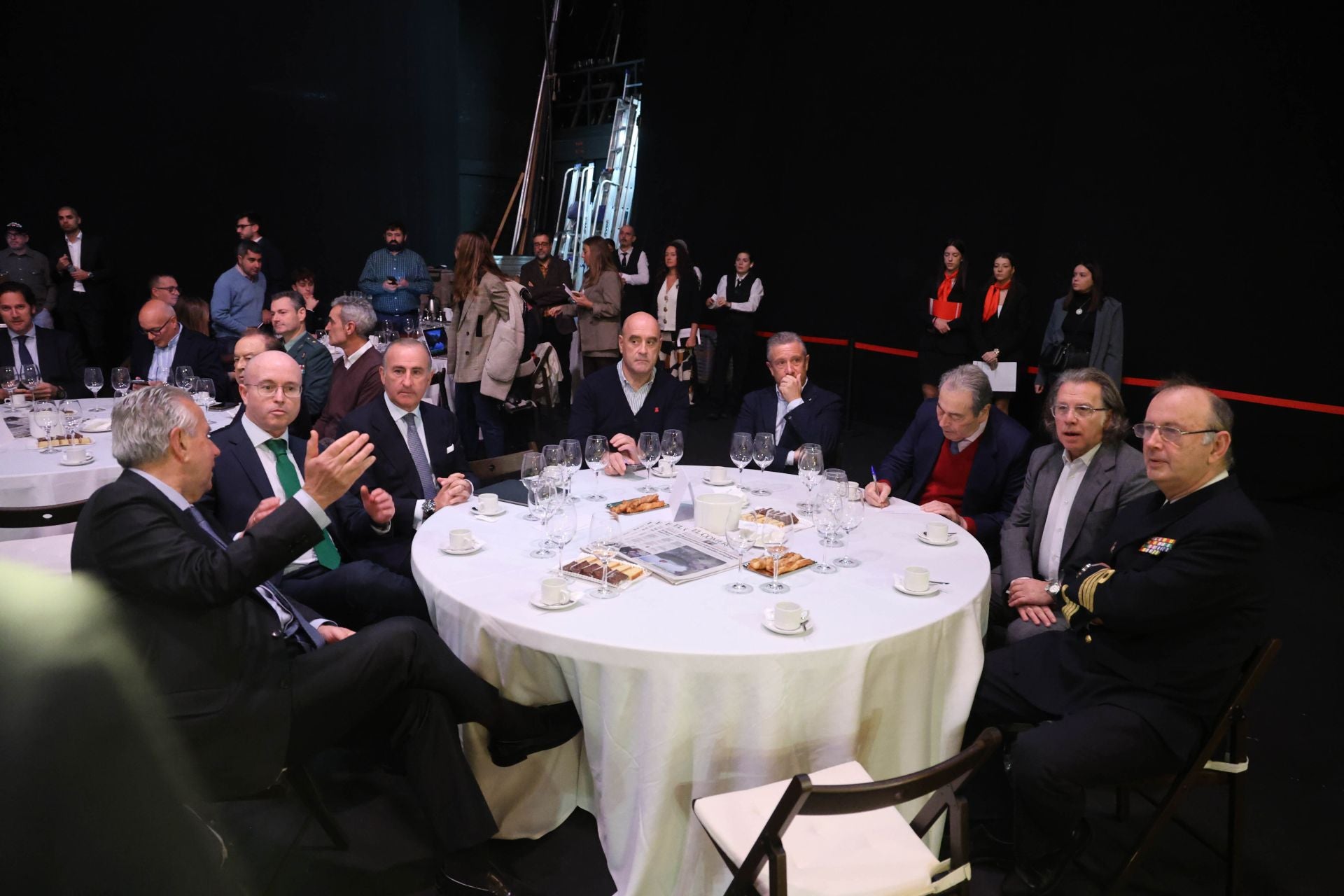 Las imágenes del encuentro de la alcaldesa de Gijón con EL COMERCIO