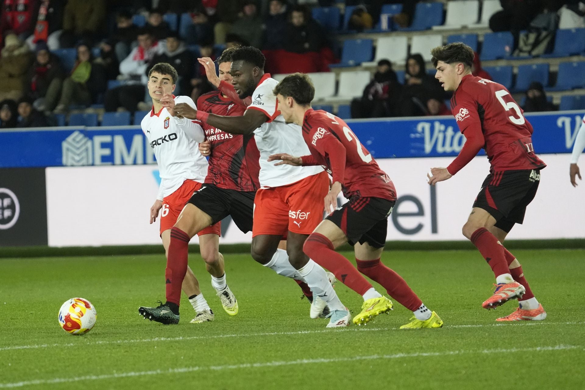 Las mejores jugadas del partido de Copa del Rey del Mirandés - Sporting de Gijón