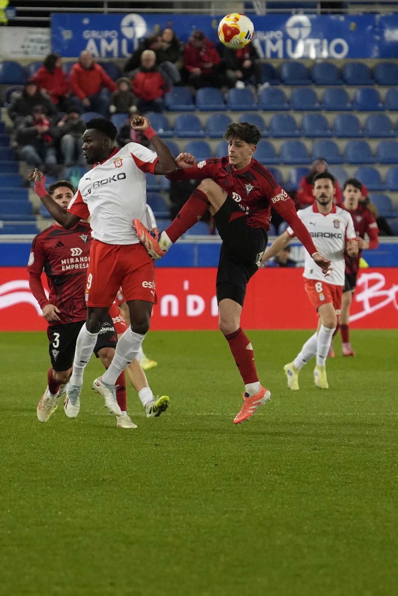 Las mejores jugadas del partido de Copa del Rey del Mirandés - Sporting de Gijón