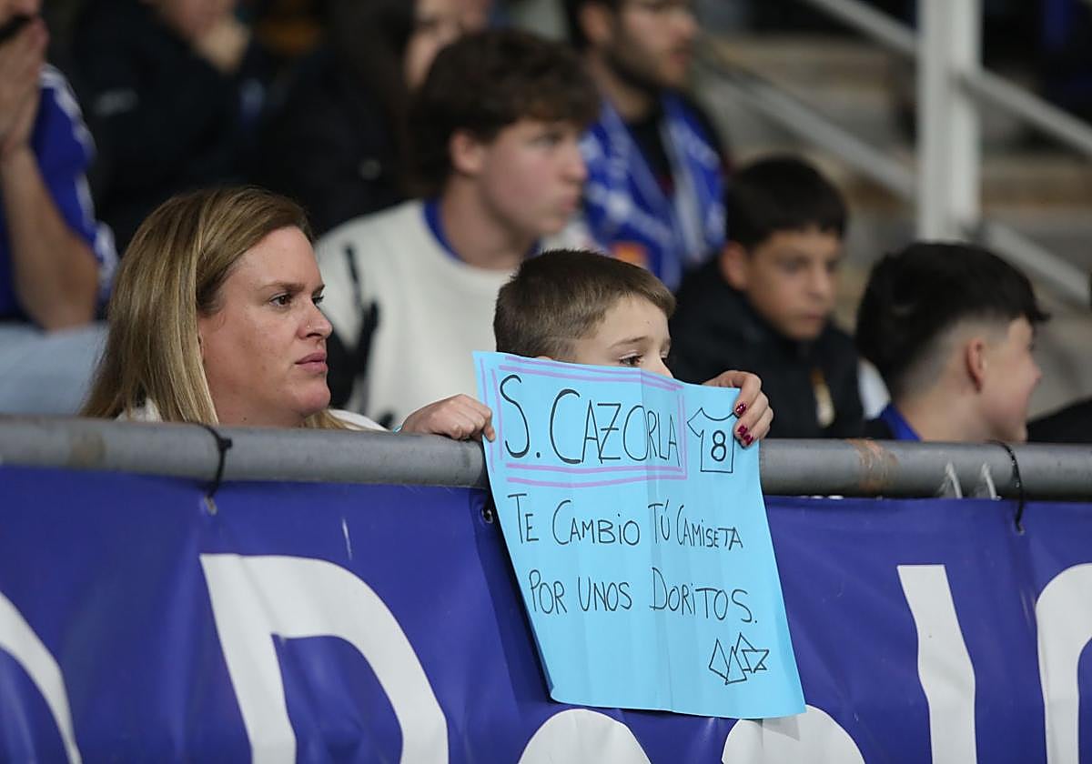 ¿Estuviste en el Real Oviedo - Mallorca? ¡Búscate en las gradas!