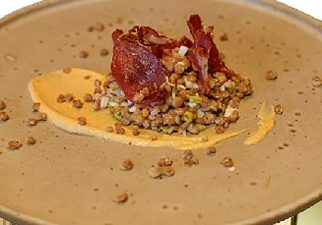 Ensalada de lentejas con Chosco crujiente