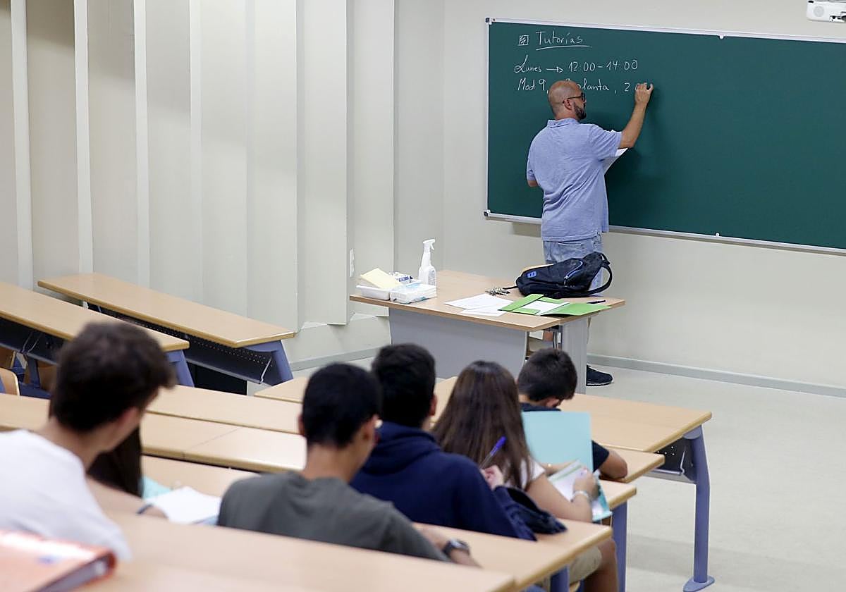 Aula de una de las facultades de la Universidad de Oviedo.