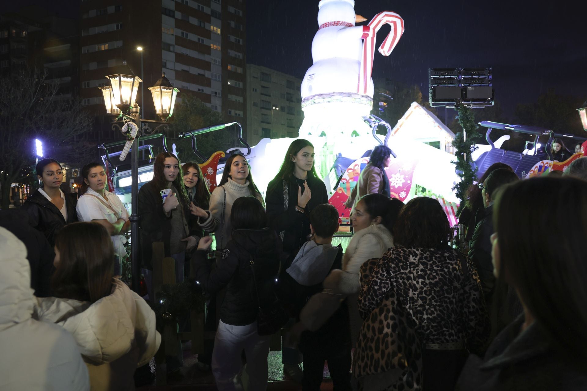 Luces, belenes, mercados y hasta pistas de patinaje: el puente de diciembre en Asturias lo tiene todo