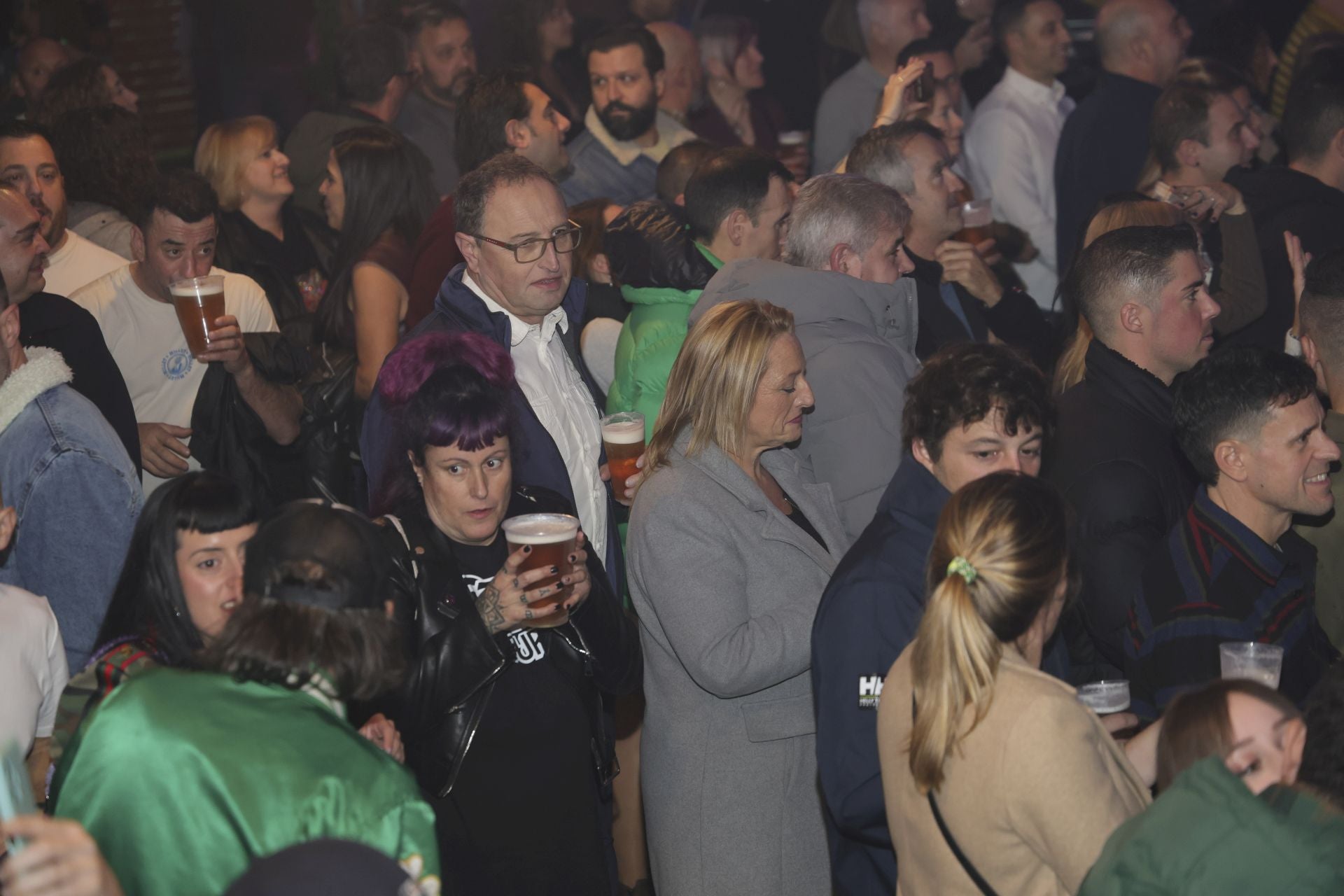 La música de los noventa sigue molando en Gijón