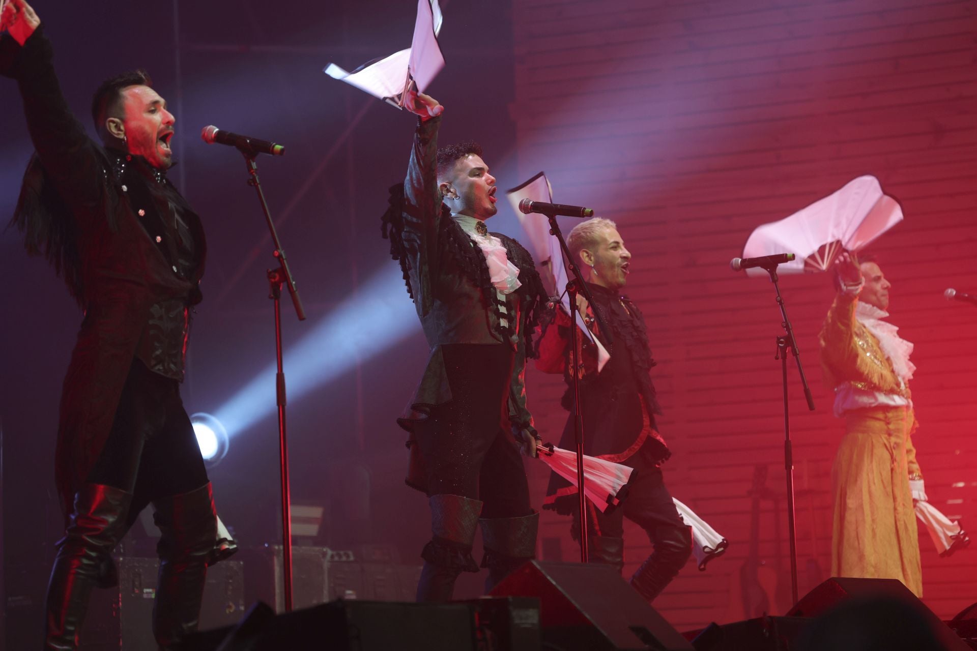 La música de los noventa sigue molando en Gijón