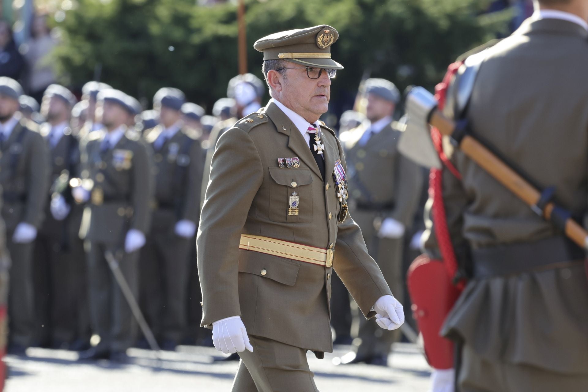 Parada militar y una despedida: las imágenes del Día de la Inmaculada en Cabo Noval