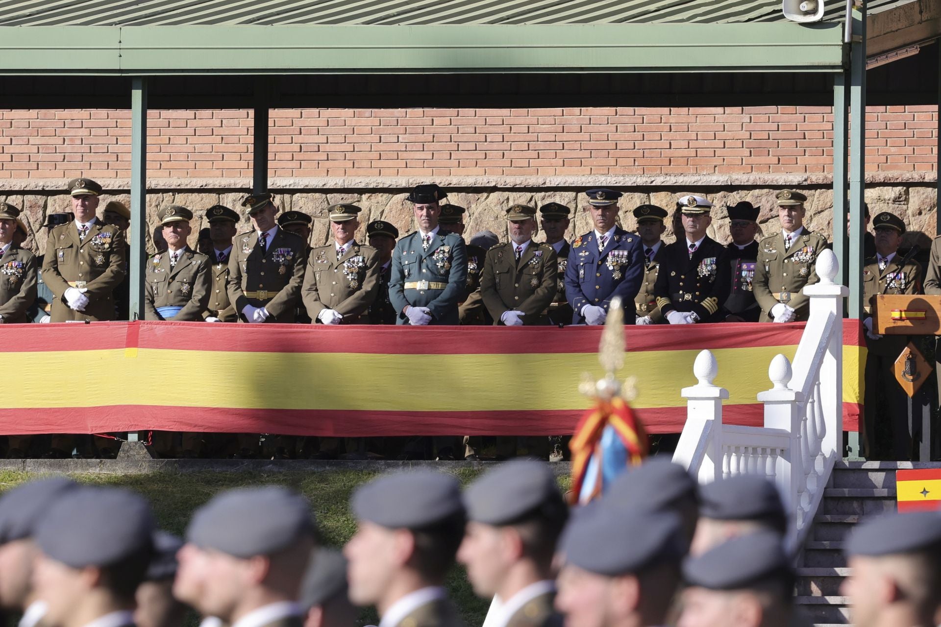 Parada militar y una despedida: las imágenes del Día de la Inmaculada en Cabo Noval