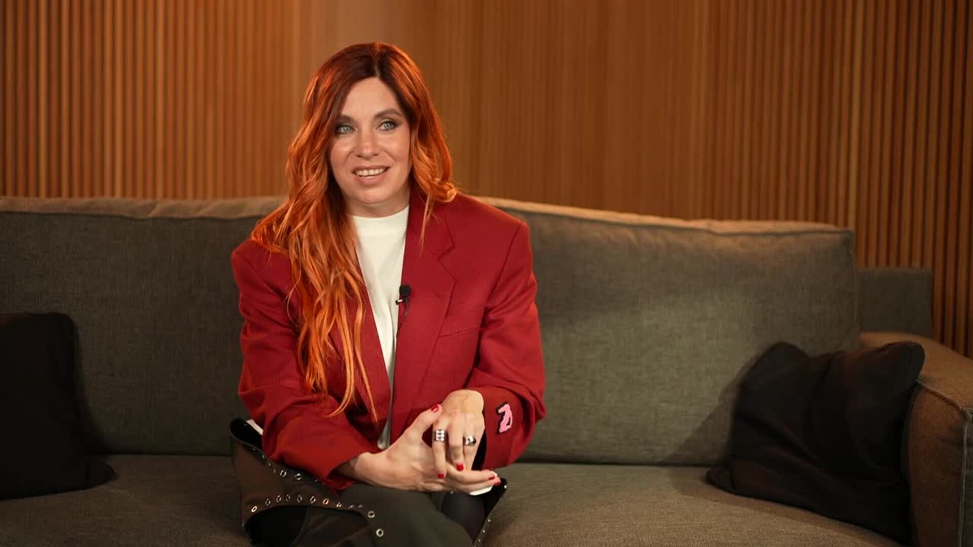 Leire Martínez inicia su carrera en solitario con un single íntimo sobre su salida de La Oreja