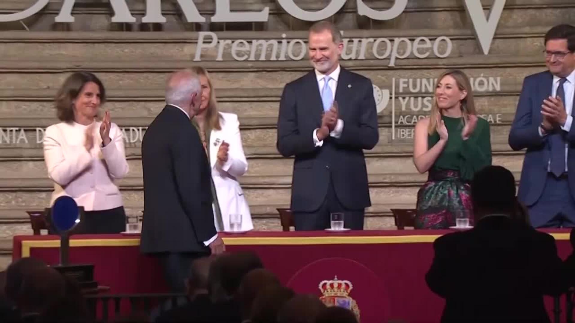 Felipe VI entrega el XVIII Premio Europeo Carlos V a Josep Borrell en el Monasterio de Yuste
