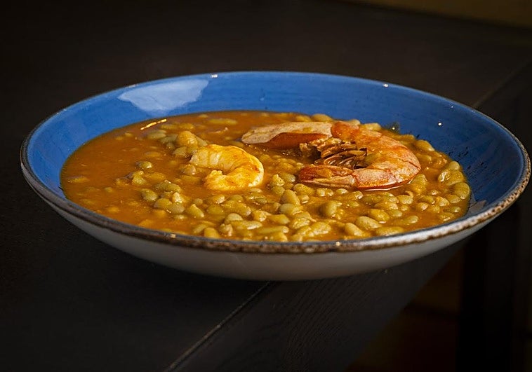 Verdinas con langostino, Cabrito guisado y más en Casa Xico por 30€